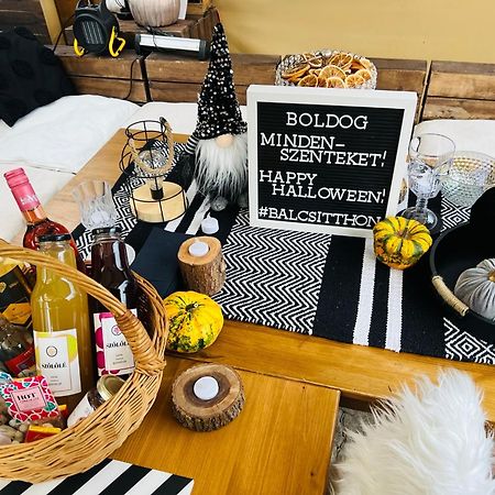 Balcsitthon Apartmanok Siofok Luaran gambar
