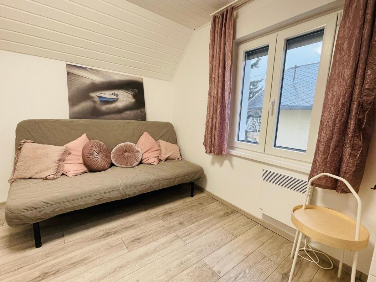 Balcsitthon Apartmanok Siofok Bilik gambar