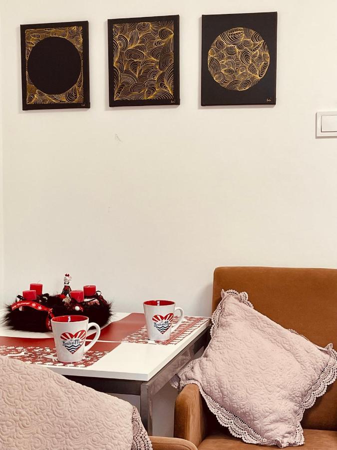 Balcsitthon Apartmanok Siofok Bilik gambar